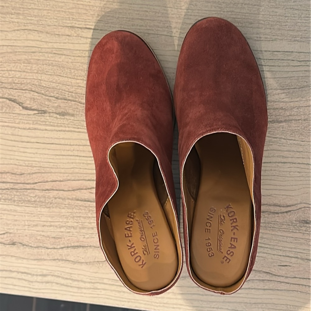 Suede wine Mules with Wooden Heel 9 kork-Ease - Picture 11 of 11